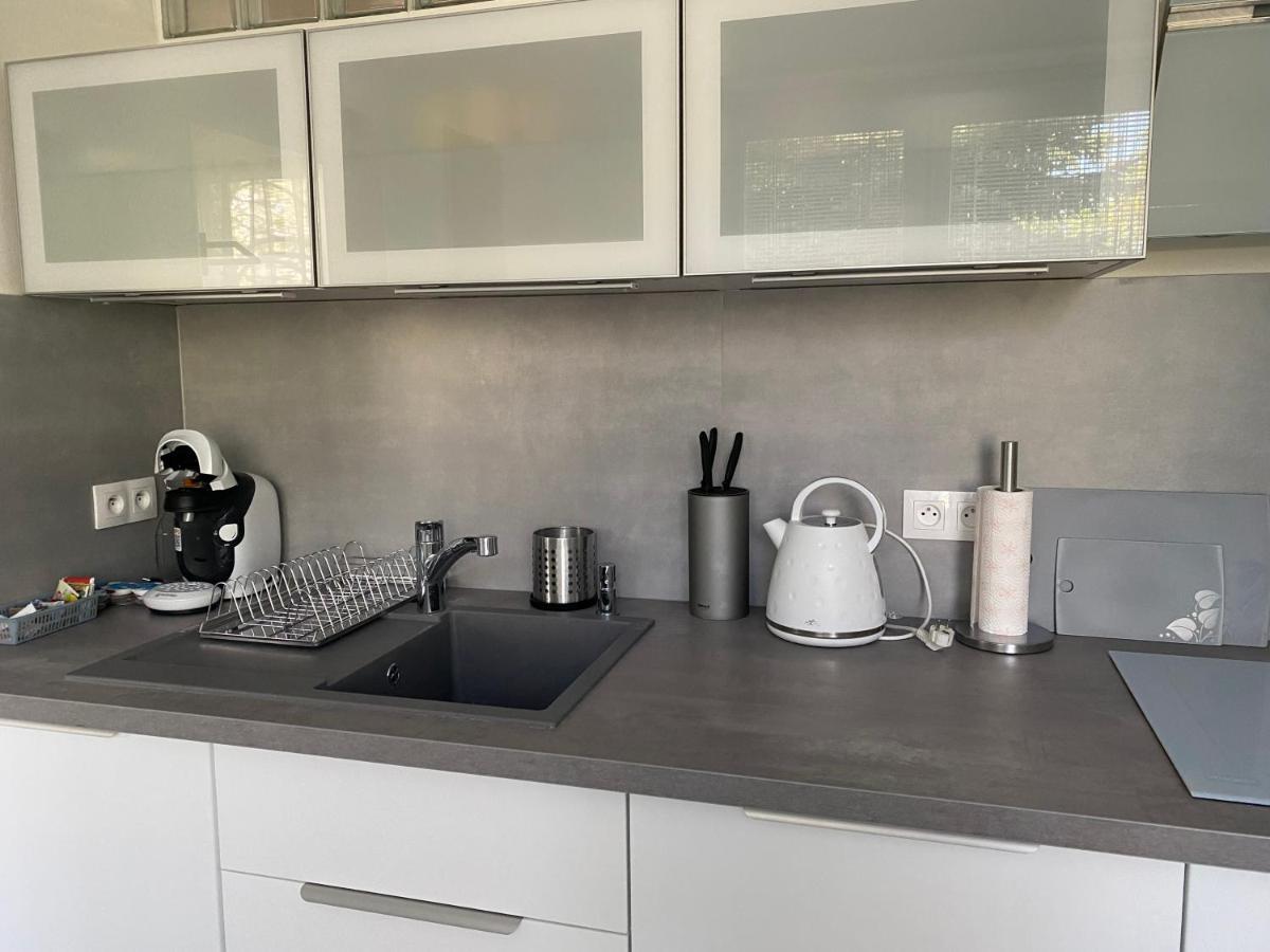 Apartman Nitra Bagian luar foto