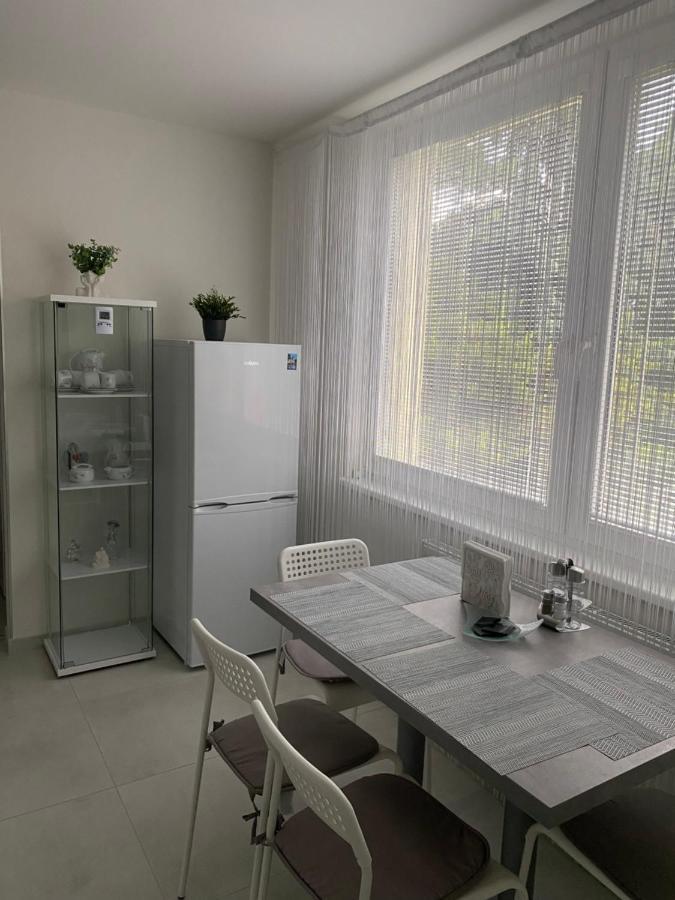 Apartman Nitra Bagian luar foto