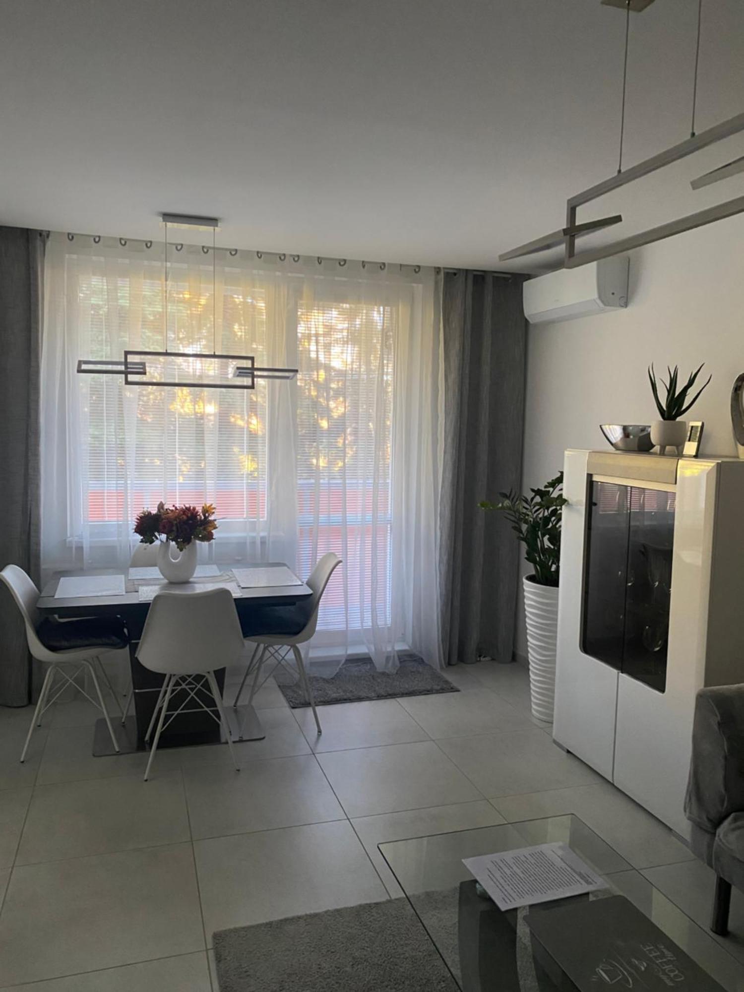 Apartman Nitra Bagian luar foto